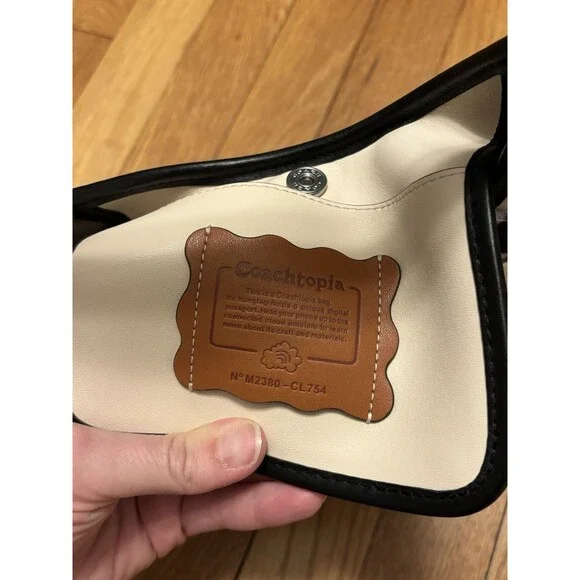 Coach Black Cherry Ergo bag coachtopia leather Card Holder Purse White CL754 - Picture 12 of 14